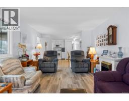 Bathroom - K 394 Craig St, Parksville, BC V9P1L4 Photo 5