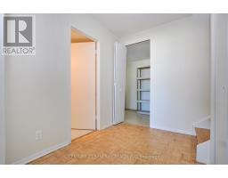 Living room - 631 515 St Laurent Boulevard, Ottawa, ON K1K3X5 Photo 3