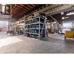 2320 Mccullough Rd, Nanaimo, BC V9S4N2 Photo 3