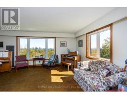 Living room - 138558 Grey Road 112 N, Meaford, ON N4L1W5 Photo 4