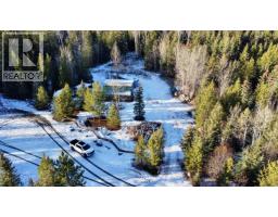 6305 Renney Road, Deka Lake Sulphurous Hathaway Lakes, BC V0K1X3 Photo 5