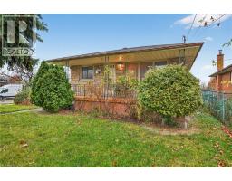 Living room - 255 Highway 8, Hamilton, ON L8G1E4 Photo 2