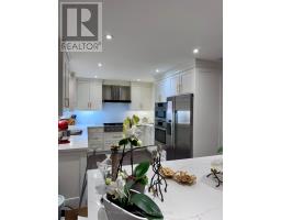 Dining room - 98 Golf Links Drive, Aurora, ON L4G3V3 Photo 2