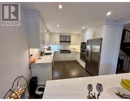 Kitchen - 98 Golf Links Drive, Aurora, ON L4G3V3 Photo 4