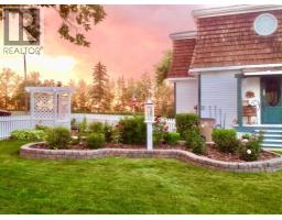 Kitchen - 10123 Churchill Drive, Lac La Biche, AB T0A2C0 Photo 3