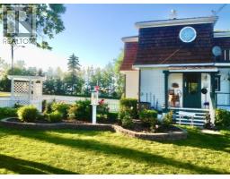 Dining room - 10123 Churchill Drive, Lac La Biche, AB T0A2C0 Photo 2