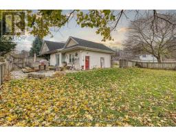 Family room - 16 First Street W, Woolwich, ON N3B1H1 Photo 4