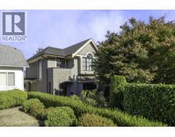 3511 W 15th Avenue, Vancouver, BC V6R2Z3 Photo 2