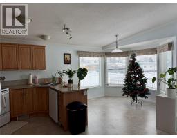 Primary Bedroom - 900 105 Avenue, Dawson Creek, BC V1G2L1 Photo 4