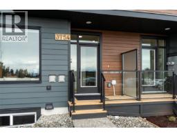 Living room - 3769 Producers Way, Colwood, BC V9C0S4 Photo 3