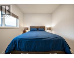 Kitchen - 8900 Jim Bailey Road Unit 206 E, Kelowna, BC V4V1E8 Photo 3