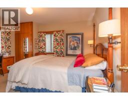 13075 Porlier Pass Road, Galiano Island, BC V0N1P0 Photo 4