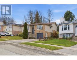 Kitchen - 516 Harvey Street, Centre Wellington, ON N1M3K3 Photo 2