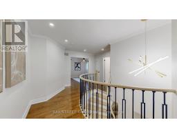 Kitchen - 31 Cavalry Trail, Markham, ON L3R9H3 Photo 5