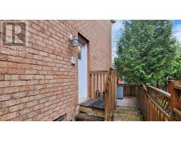 Bedroom 5 - 31 Cavalry Trail, Markham, ON L3R9H3 Photo 2