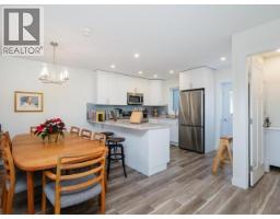 Kitchen - 1 1805 Dogwood Street, Whitehorse,  Y1A4A1 Photo 4