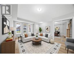 12 Diana Way, Barrie, ON L4M7H2 Photo 4