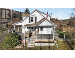 Living room - 1028 Culloden Road, Mount Pleasant, NS B0V1A0 Photo 5
