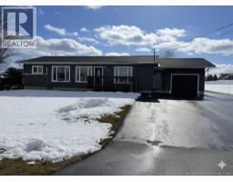 Living room - 104 Mathieu Street, Drummond, NB E3Y3W7 Photo 5
