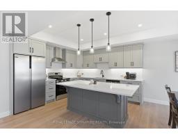 Primary Bedroom - B 125 Sydenham Street, Essa, ON L0M1B0 Photo 5