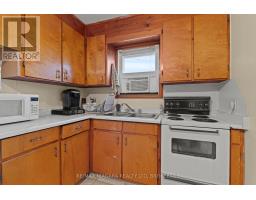 Kitchen - 51 Beatrice Street, Welland, ON L3B2Z2 Photo 2