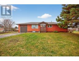 Kitchen - 200 Calford Street, Essa, ON L0M1B0 Photo 3