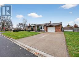 Bathroom - 3 Donalda Court, St Catharines, ON L2M7E7 Photo 3