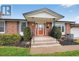 Bathroom - 3 Donalda Court, St Catharines, ON L2M7E7 Photo 4