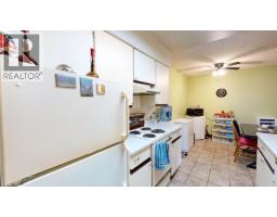 Kitchen - 775 Balmer Crescent Unit 303, Elkford, BC V0B1H0 Photo 5