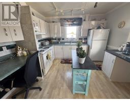 Bedroom - 9 Axmith Ave, Elliot Lake, ON P5A1B5 Photo 3