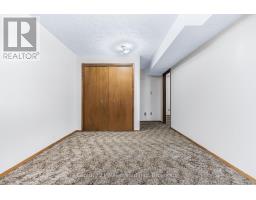 Bathroom - 750 Baird Street, Kincardine, ON N2Z1M3 Photo 2