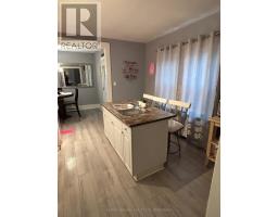 Bedroom - 5011 Fifth Avenue, Niagara Falls, ON L2E4S6 Photo 5