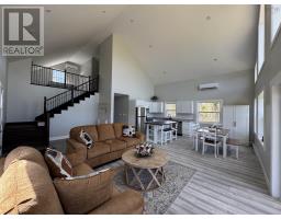 36 Brewer Drive, Image 2