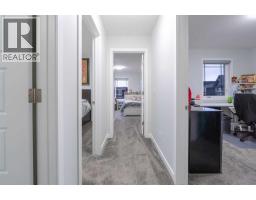 Foyer - 1153 Chinook Gate Bay Sw, Airdrie, AB T4B5J1 Photo 3