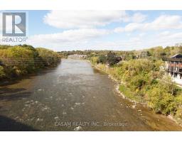 Bedroom 2 - 10 2 Willow Street N, Brant, ON N3L0K7 Photo 4