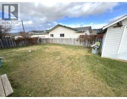 Dining nook - 2313 Clapperton Avenue, Merritt, BC V1K1B8 Photo 2