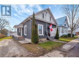 Bathroom - 299 Noxon Avenue, Prince Edward County, ON K0K3L0 Photo 2