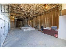 19 30 Dean Park Road, Image 3