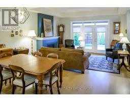 Kitchen - 14 Elwood Street, Strathroycaradoc, ON N7G0G5 Photo 4