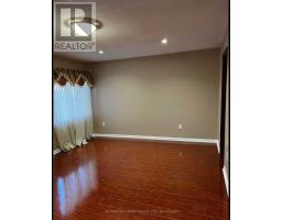 Kitchen - Main Level 5923 Sidmouth Street, Mississauga, ON L5V2Z3 Photo 3