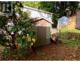 4pc Ensuite bath - 19 8425 Highway 101, Powell River, BC  Photo 5