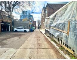 1768 St Clair Avenue W, Image 3