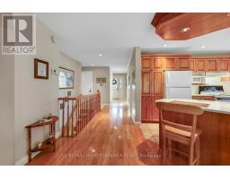 Living room - 1095 Bridlewood Drive, Brockville, ON K6V7G2 Photo 2