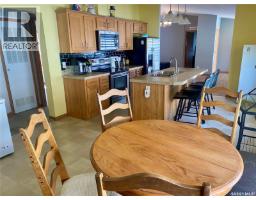 Living room - E 39 1400 12 Th Avenue, Regina, SK S4N0M6 Photo 2