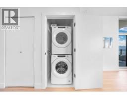 1202 8750 University Crescent, Burnaby, BC V5A0G9 Photo 4