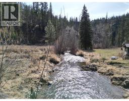 Bedroom - 1280 Rensch Road, Loon Lake, BC V0K1H1 Photo 5