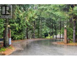 Primary Bedroom - 107 3105 Rinvold Rd, Hilliers, BC V9K2R7 Photo 5