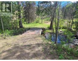 1284 Rensch Road, Loon Lake, BC V0K1H1 Photo 4