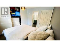 Bedroom 3 - Main 1601 Sandgate Crescent, Mississauga, ON L5J2E3 Photo 5