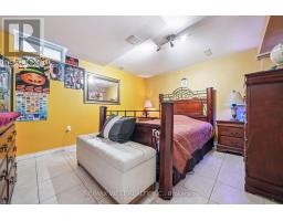 Family room - 65 Kingly Crest Way, Vaughan, ON L4H1M8 Photo 3